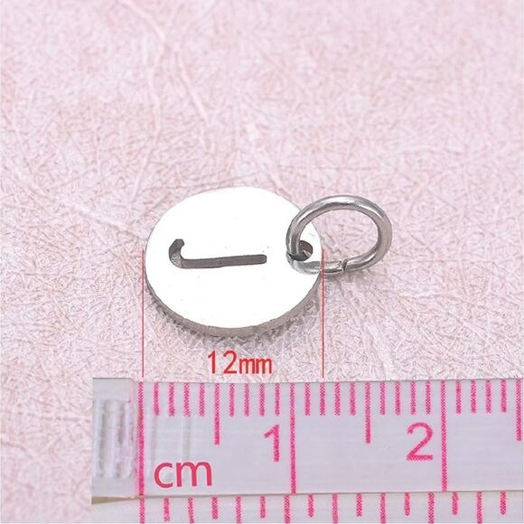 Just in 💫| STRENGTH IS BEAUTIFUL NECKLACE - Picture 3 of 3